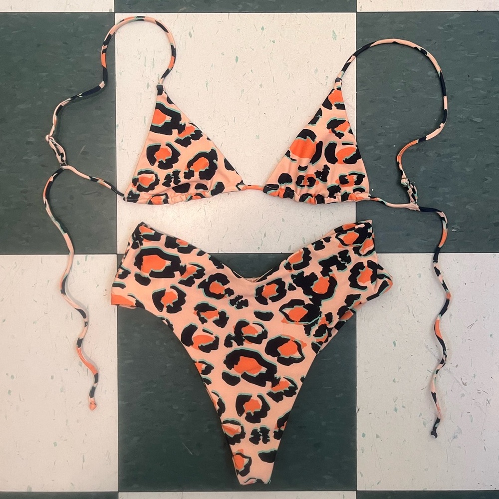 SKATIE Ella Top & Melly Bottom, Carlsbad print